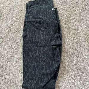 Lululemon leggings